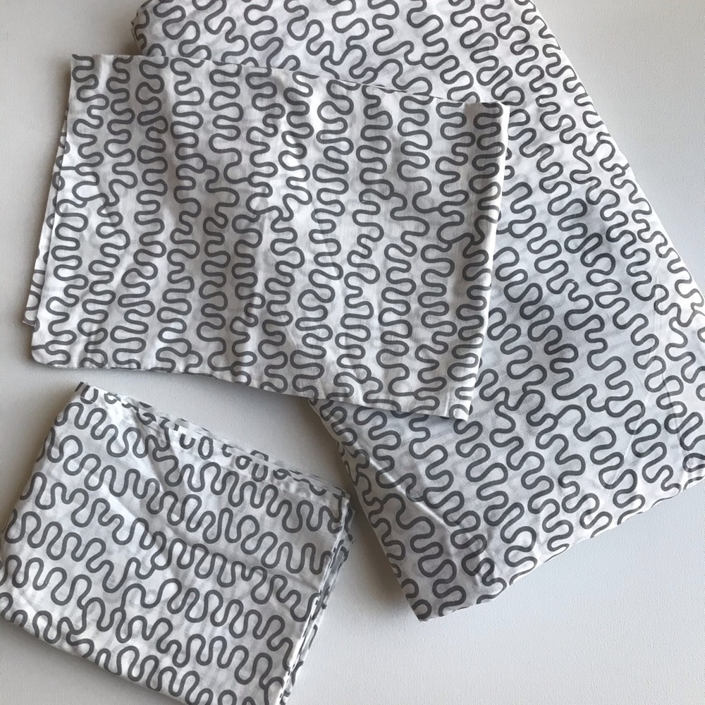 IKEA Krakis Duvet set Full/Queen - 2 pillowcases